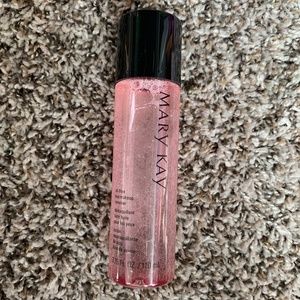 Mary Kay Oil-Free Eye Makeup Remover